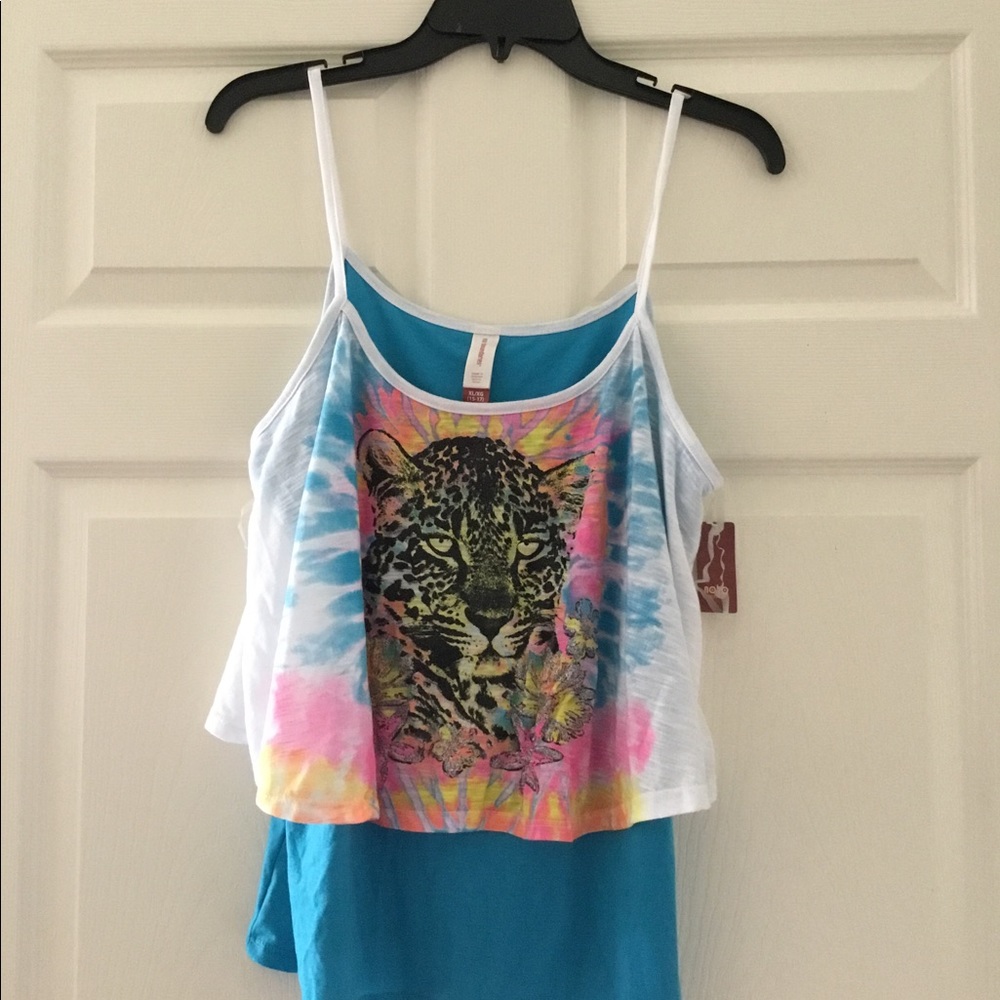 Leopard print top
